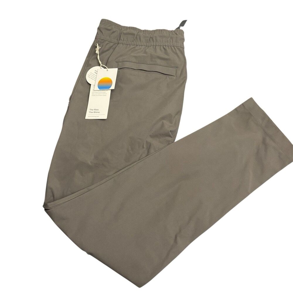 Vuori Men's Meta Elastic Waist Pant Color Cocoa Gray Sz Large New w/tag $128